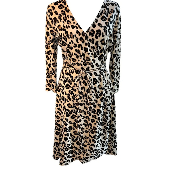 NWT Banana Republic Wrinkle Resistant Animal/Cheetah Print Wrap Dress SP - Picture 2 of 13